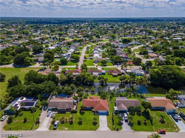 2100 55th ST SW, Naples, FL 34116