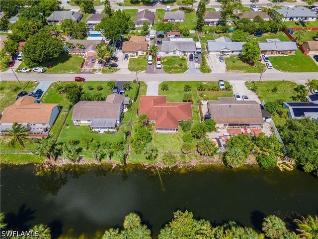 2100 55th ST SW, Naples, FL 34116