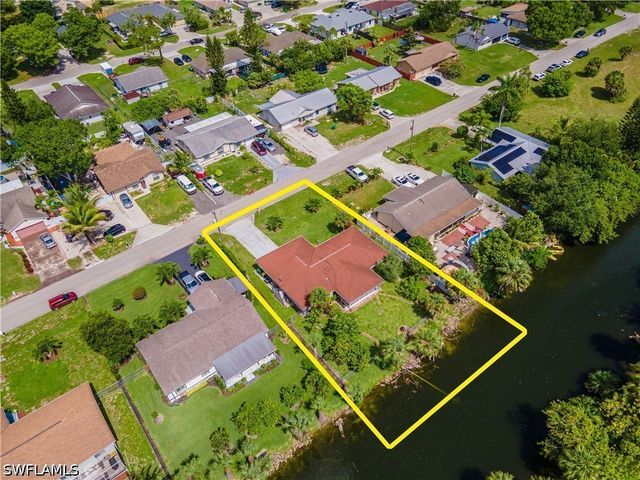 2100 55th ST SW, Naples, FL 34116