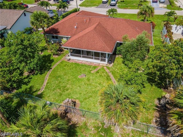 2100 55th ST SW, Naples, FL 34116