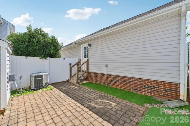 20524 Harbor View Drive, Cornelius, NC 28031