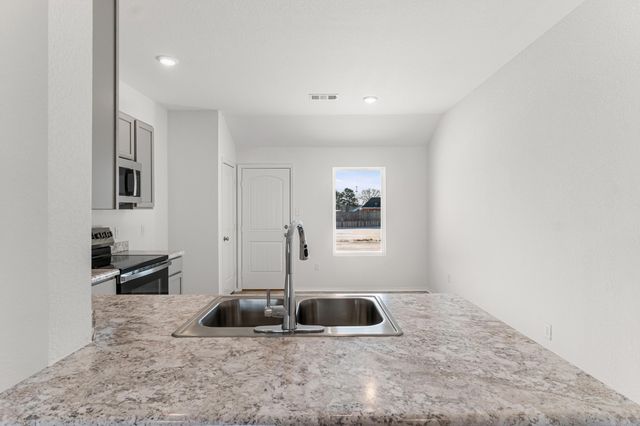 141 Jasmine Court, Beebe, AR 72012