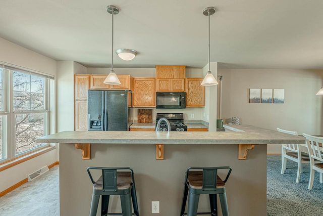 718 Orion Trail, Madison, WI 53718