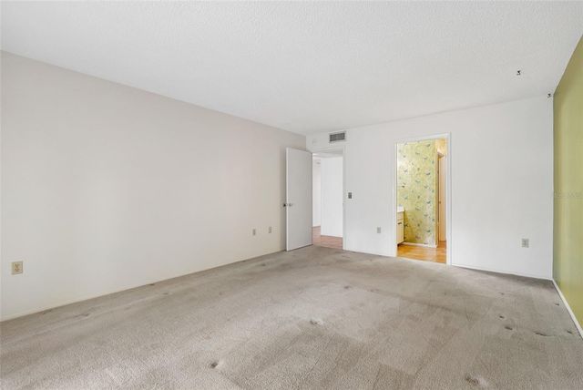 509 LAKESIDE DRIVE 509, Bradenton, FL 34210