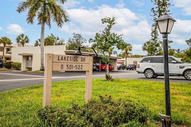 509 LAKESIDE DRIVE 509, Bradenton, FL 34210