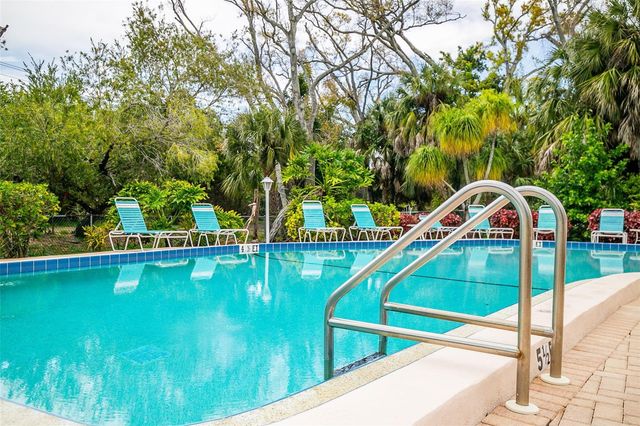 509 LAKESIDE DRIVE 509, Bradenton, FL 34210