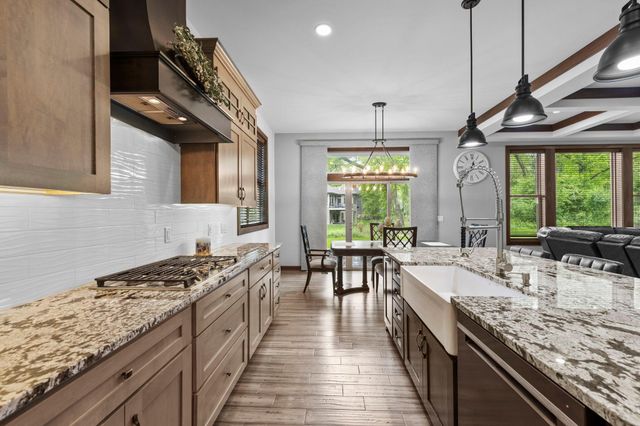 16685 Judicial Road, Lakeville, MN 55044