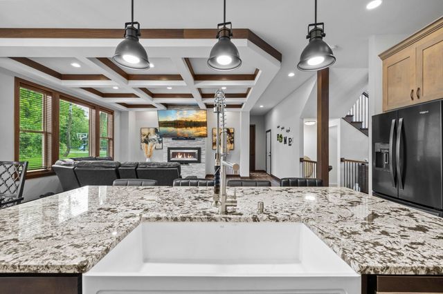 16685 Judicial Road, Lakeville, MN 55044