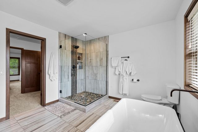 16685 Judicial Road, Lakeville, MN 55044