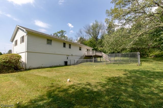 28 Elizabeth Dr, Wantage Twp., NJ 07461