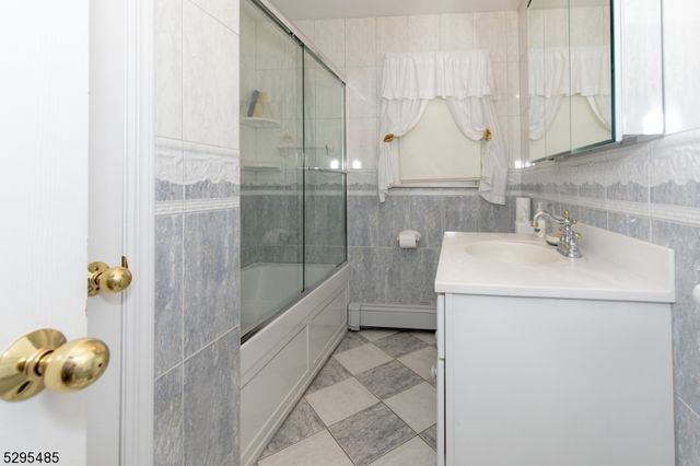28 Elizabeth Dr, Wantage Twp., NJ 07461