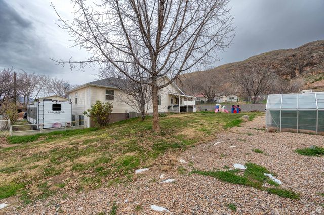 54 E 200 S, La Verkin, UT 84745