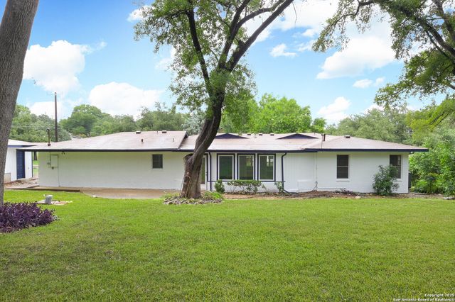 118 Medford, San Antonio, TX 78209