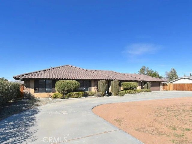 13786 Crow, Apple Valley, CA 92307