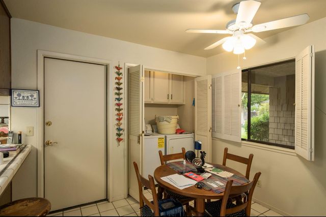 1049 W Sierra Avenue, Fresno, CA 93711