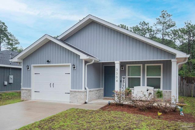 3304 Bonfire Dr, Milton, FL 32583
