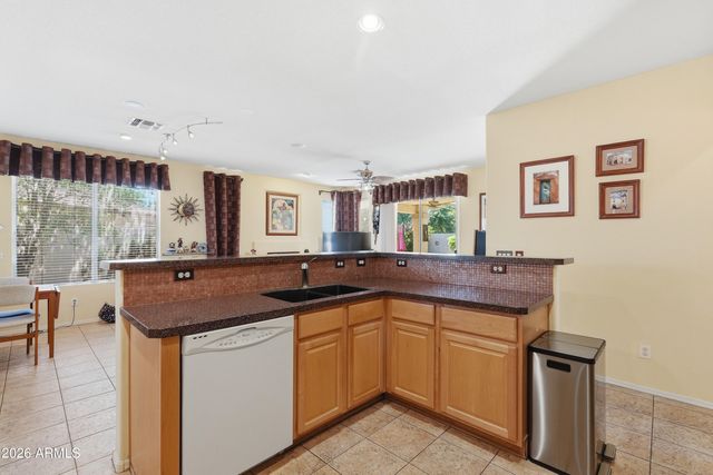 420 N ROGER Way, Chandler, AZ 85225