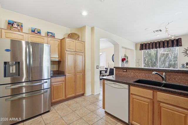 420 N ROGER Way, Chandler, AZ 85225