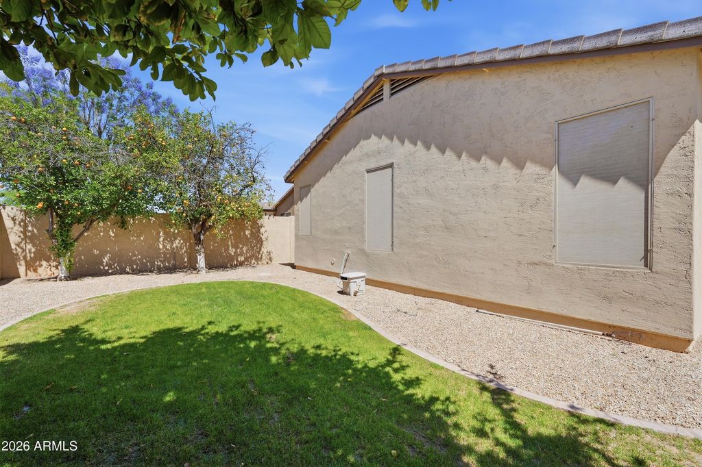 Image 46 of property listing at 420 N ROGER Way, Chandler, AZ 85225