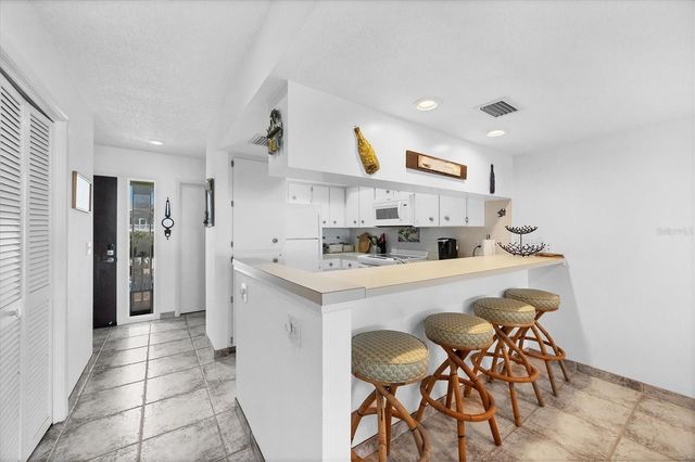 301 S GULF BOULEVARD 10, Placida, FL 33946