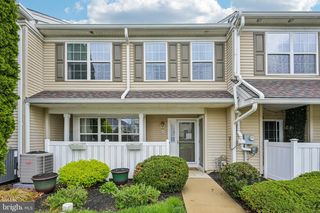 203 FLAGSTONE RD #6, Chester Springs, PA 19425