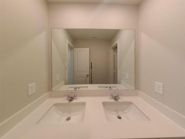 9835 Willow Creek Commerce Drive 110, Tomball, TX 77375