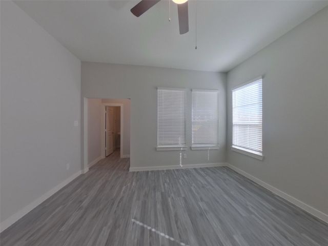 9835 Willow Creek Commerce Drive 110, Tomball, TX 77375