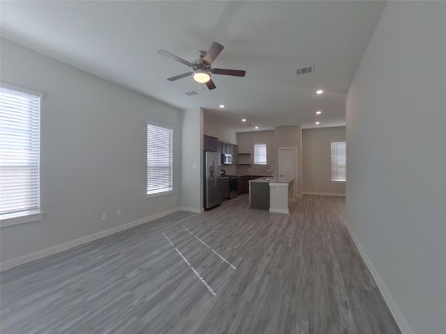 9835 Willow Creek Commerce Drive 110, Tomball, TX 77375