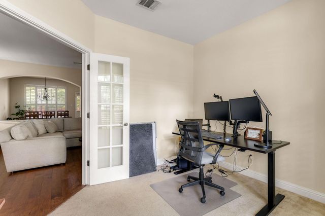 1821 Village Oak CT, Austin, TX 78704