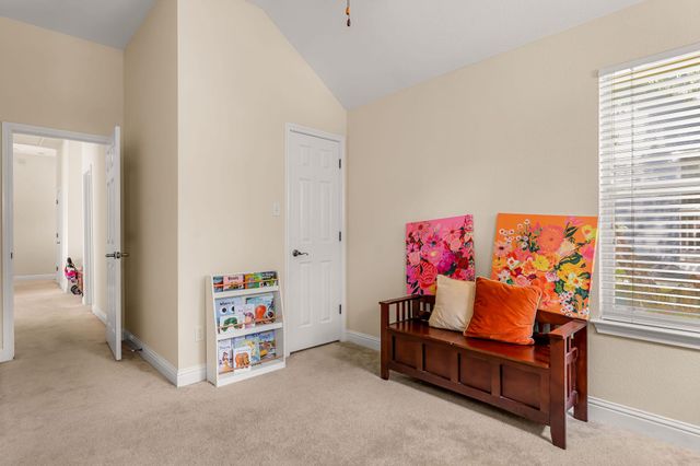 1821 Village Oak CT, Austin, TX 78704