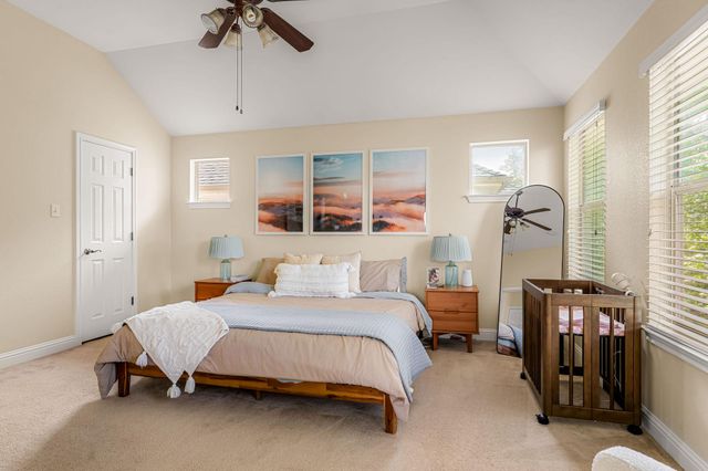1821 Village Oak CT, Austin, TX 78704