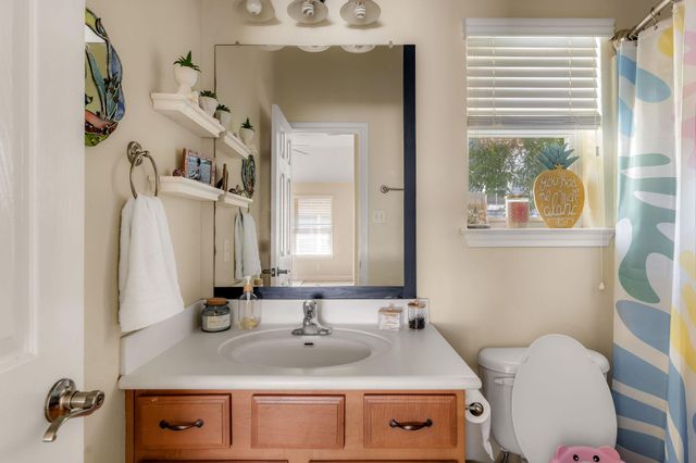1821 Village Oak CT, Austin, TX 78704