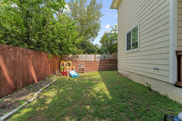 1821 Village Oak CT, Austin, TX 78704