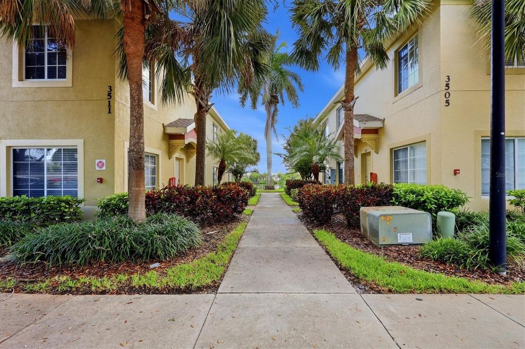 3511 45TH TERRACE W 108, BRADENTON, FL 34210 — photo 2