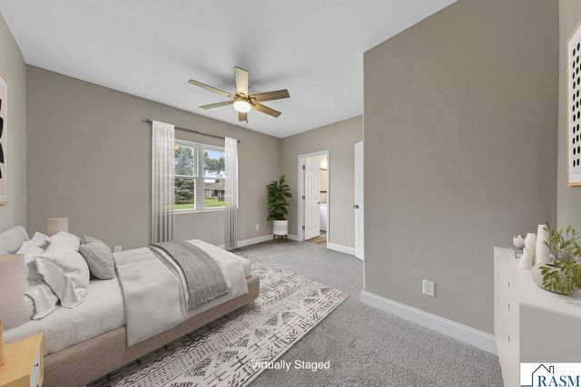 515 SW Benzel Avenue, Madelia, MN 56062