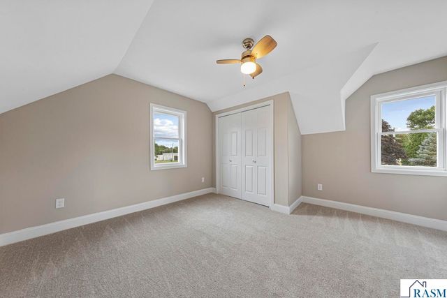 515 SW Benzel Avenue, Madelia, MN 56062