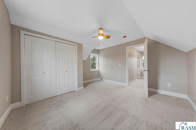 515 SW Benzel Avenue, Madelia, MN 56062