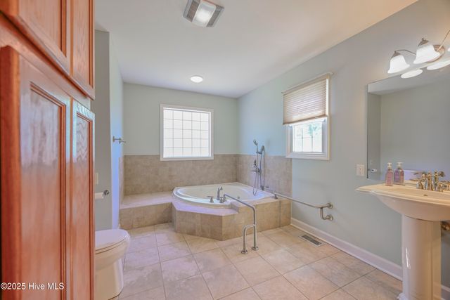 237 Riverbend Road, Jacksonville, NC 28540