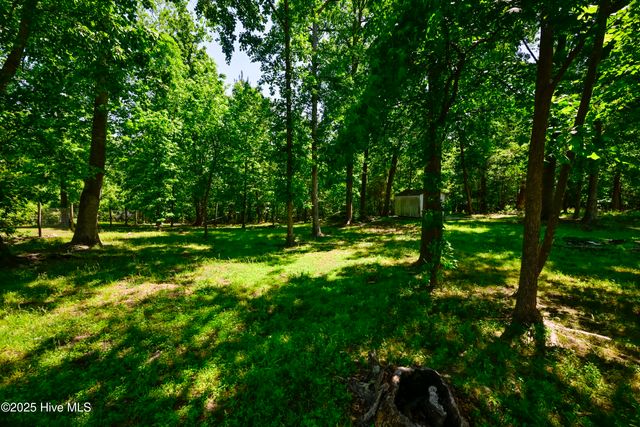 237 Riverbend Road, Jacksonville, NC 28540