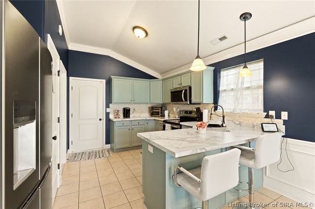 1011 Frontier Trail, Greenville, IN 47124