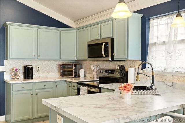 1011 Frontier Trail, Greenville, IN 47124
