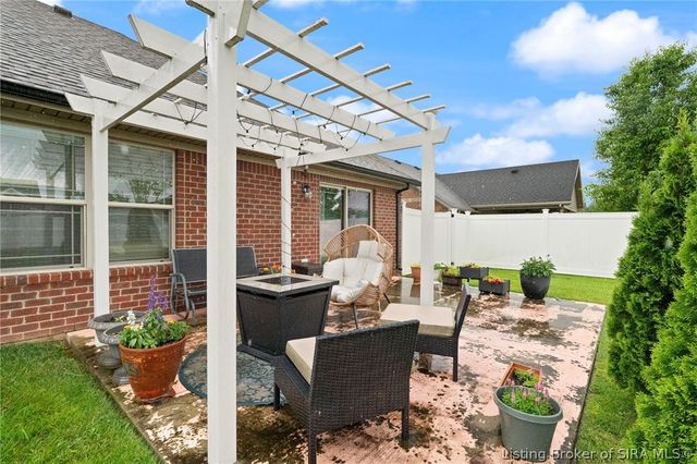 1011 Frontier Trail, Greenville, IN 47124