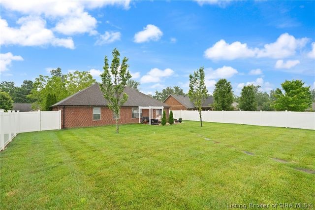 1011 Frontier Trail, Greenville, IN 47124
