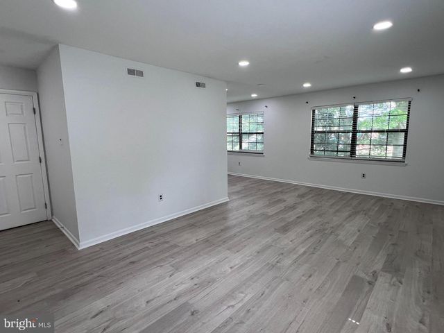 438 WILLOW TURN, Mount Laurel, NJ 08054