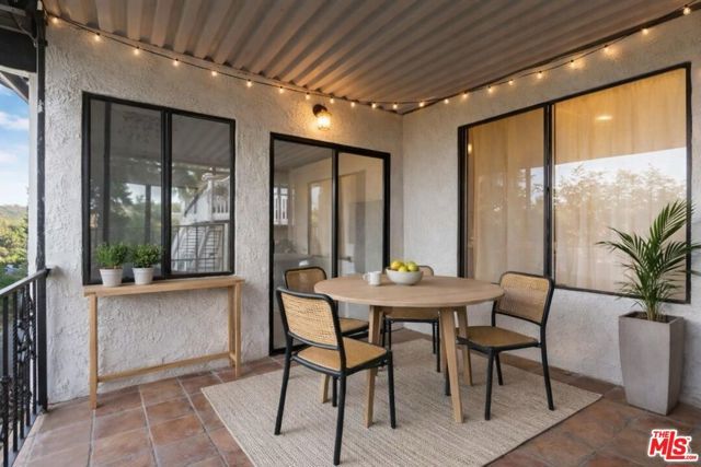 4912 Llano Drive, Woodland Hills (los Angeles), CA 91364