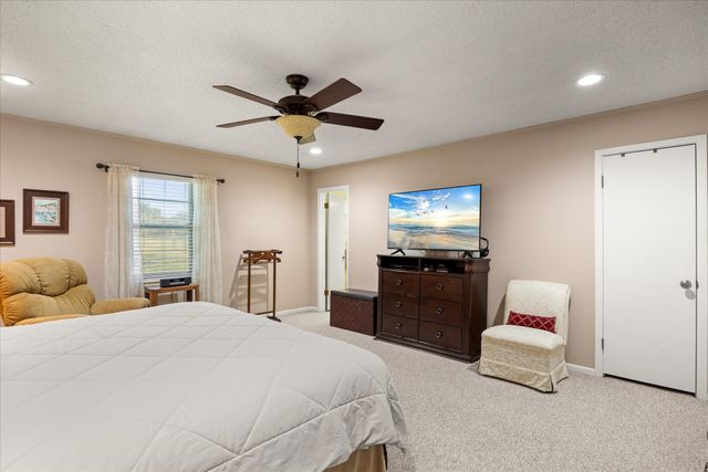 17305 N US Highway 281, Hico, TX 76457
