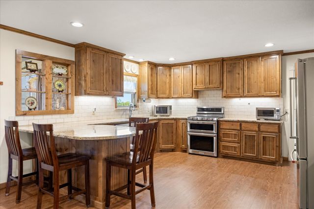 17305 N US Highway 281, Hico, TX 76457