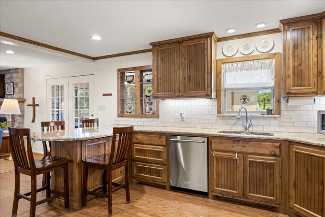 17305 N US Highway 281, Hico, TX 76457