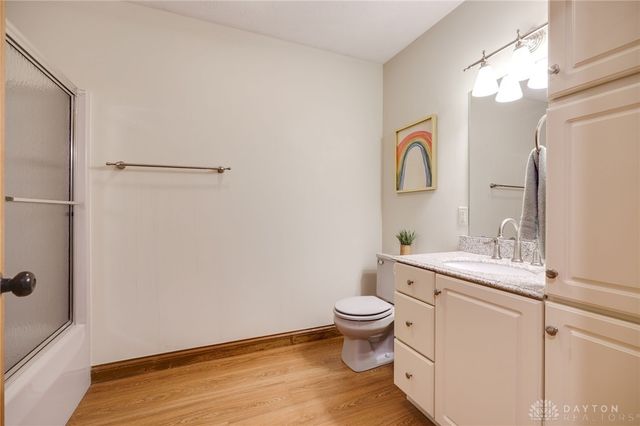 527 Viking Landing Court, Beavercreek, OH 45434