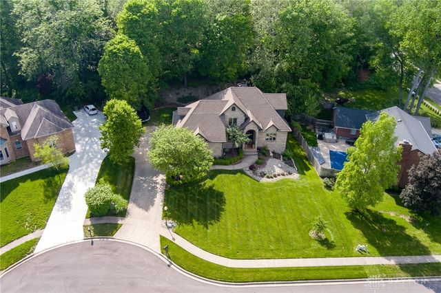 527 Viking Landing Court, Beavercreek, OH 45434